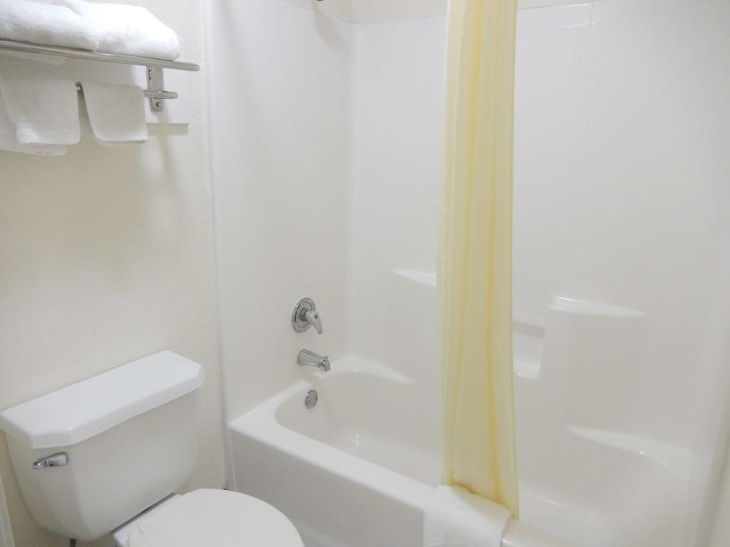 Motel 6-Azle, Tx ภายนอก รูปภาพ