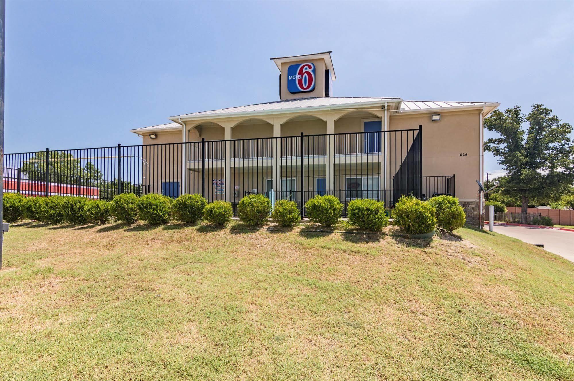 Motel 6-Azle, Tx ภายนอก รูปภาพ