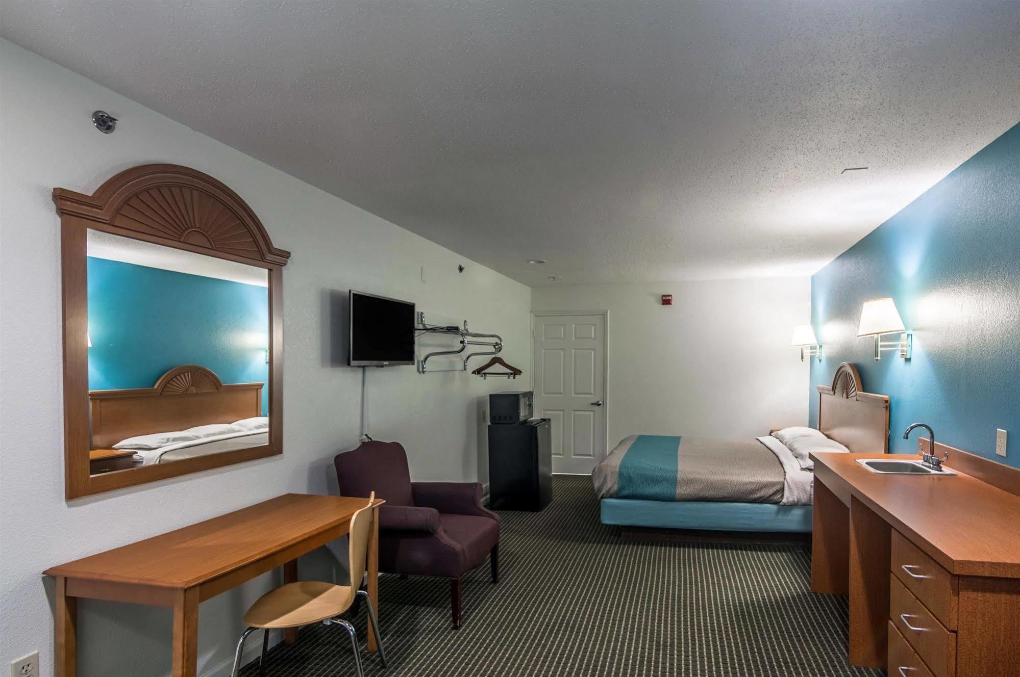 Motel 6-Azle, Tx ภายนอก รูปภาพ