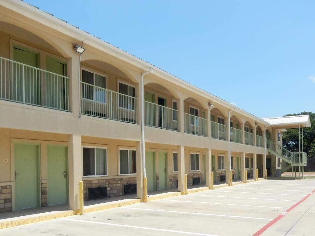 Motel 6-Azle, Tx ภายนอก รูปภาพ